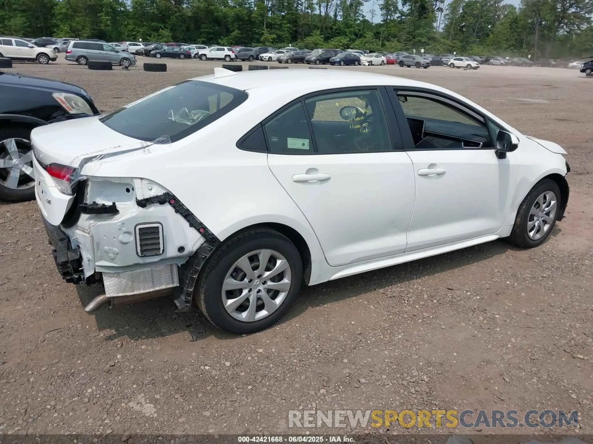 4 Photograph of a damaged car JTDEPMAE7MJ172030 TOYOTA COROLLA 2021
