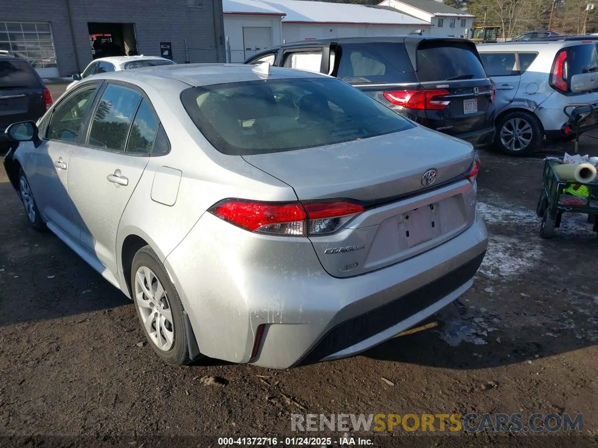 3 Фотография поврежденного автомобиля JTDEPMAE7MJ173131 TOYOTA COROLLA 2021