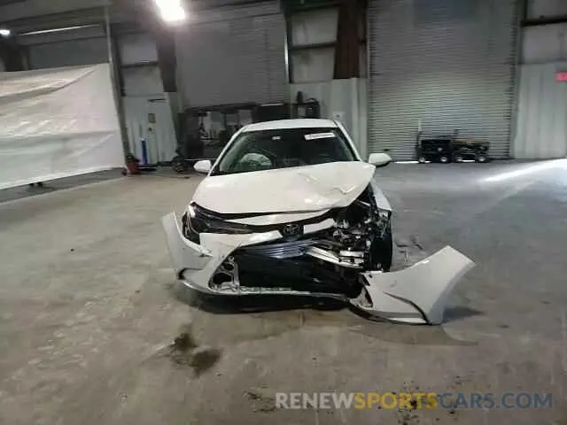 10 Photograph of a damaged car JTDEPMAE7MJ174781 TOYOTA COROLLA 2021