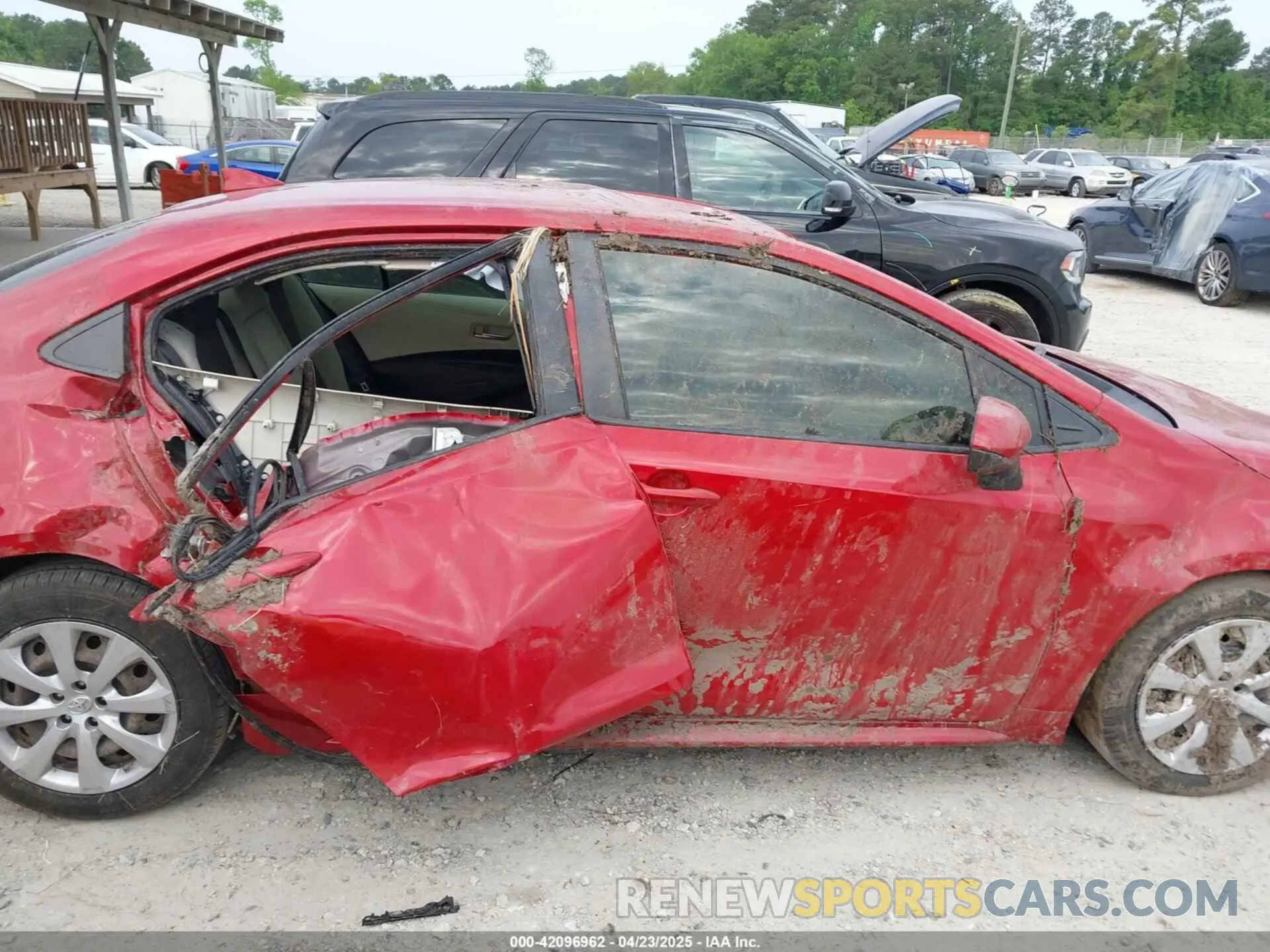 14 Photograph of a damaged car JTDEPMAE8MJ132880 TOYOTA COROLLA 2021