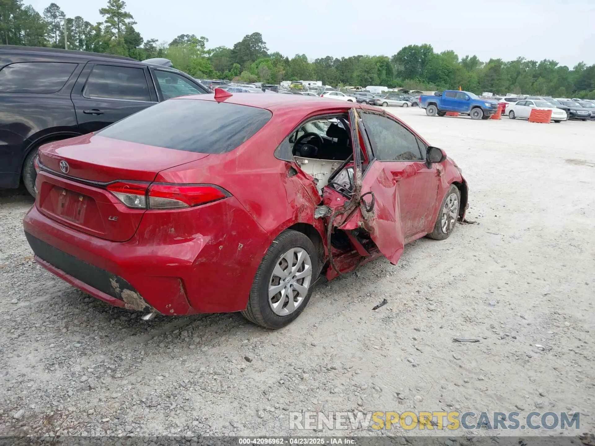 4 Photograph of a damaged car JTDEPMAE8MJ132880 TOYOTA COROLLA 2021