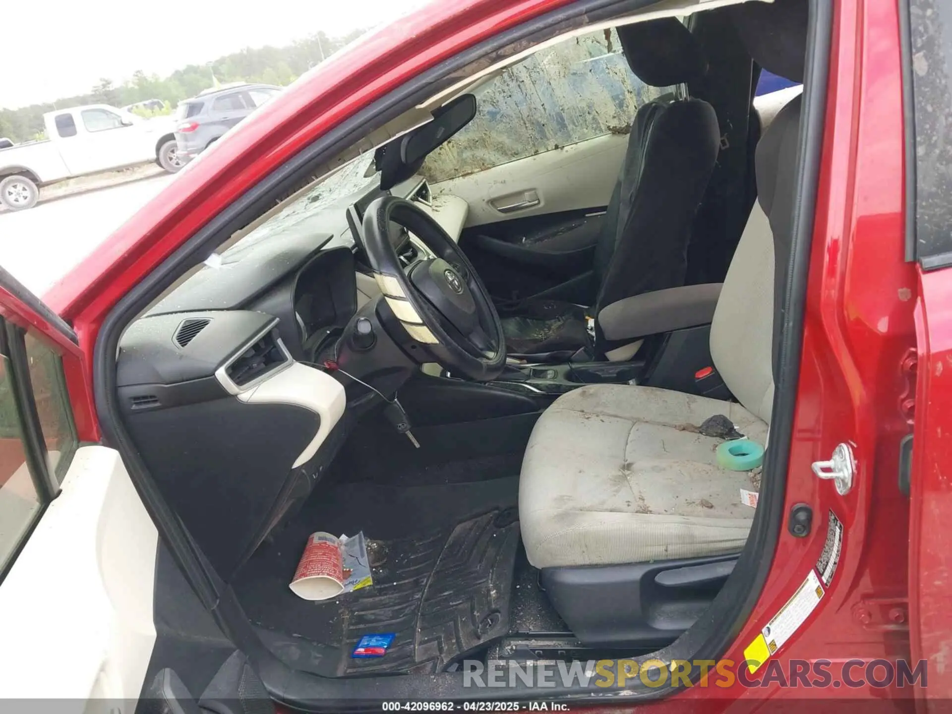 5 Photograph of a damaged car JTDEPMAE8MJ132880 TOYOTA COROLLA 2021