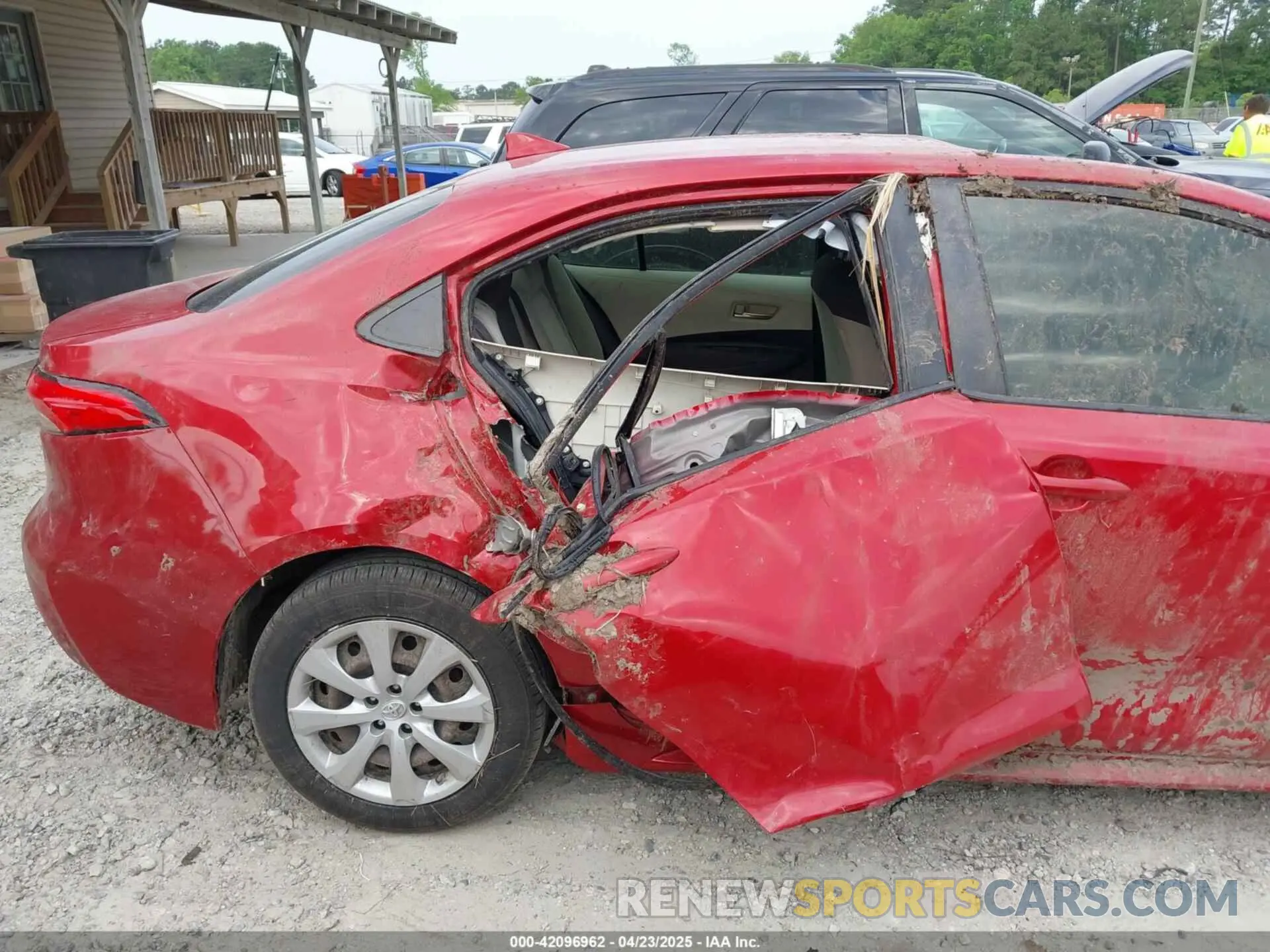 6 Photograph of a damaged car JTDEPMAE8MJ132880 TOYOTA COROLLA 2021