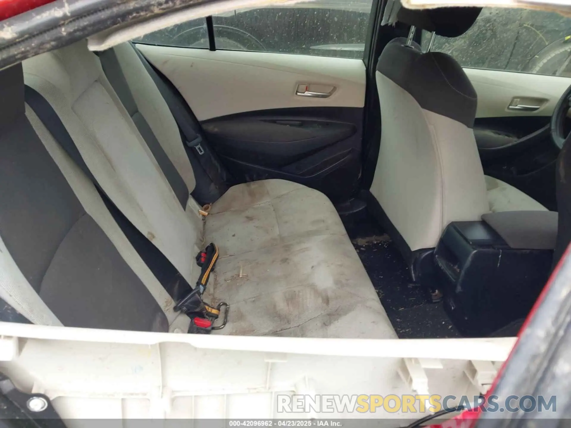 8 Photograph of a damaged car JTDEPMAE8MJ132880 TOYOTA COROLLA 2021