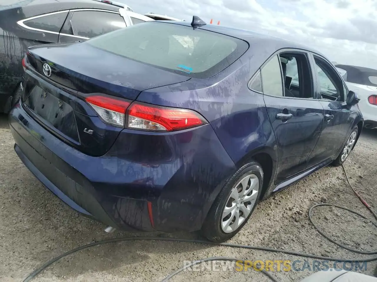 3 Фотография поврежденного автомобиля JTDEPMAE8MJ163353 TOYOTA COROLLA 2021