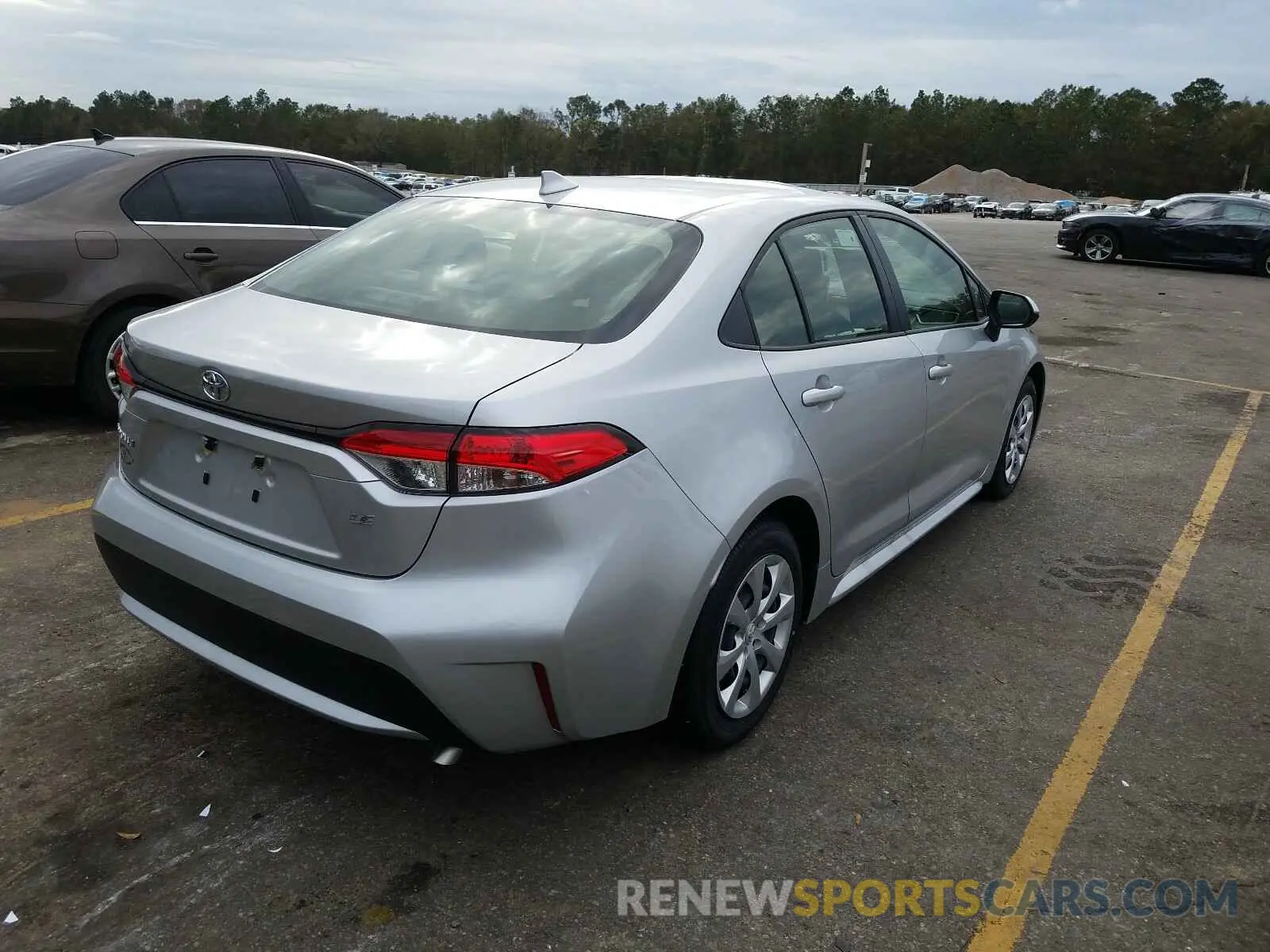 4 Photograph of a damaged car JTDEPMAE9MJ124870 TOYOTA COROLLA 2021