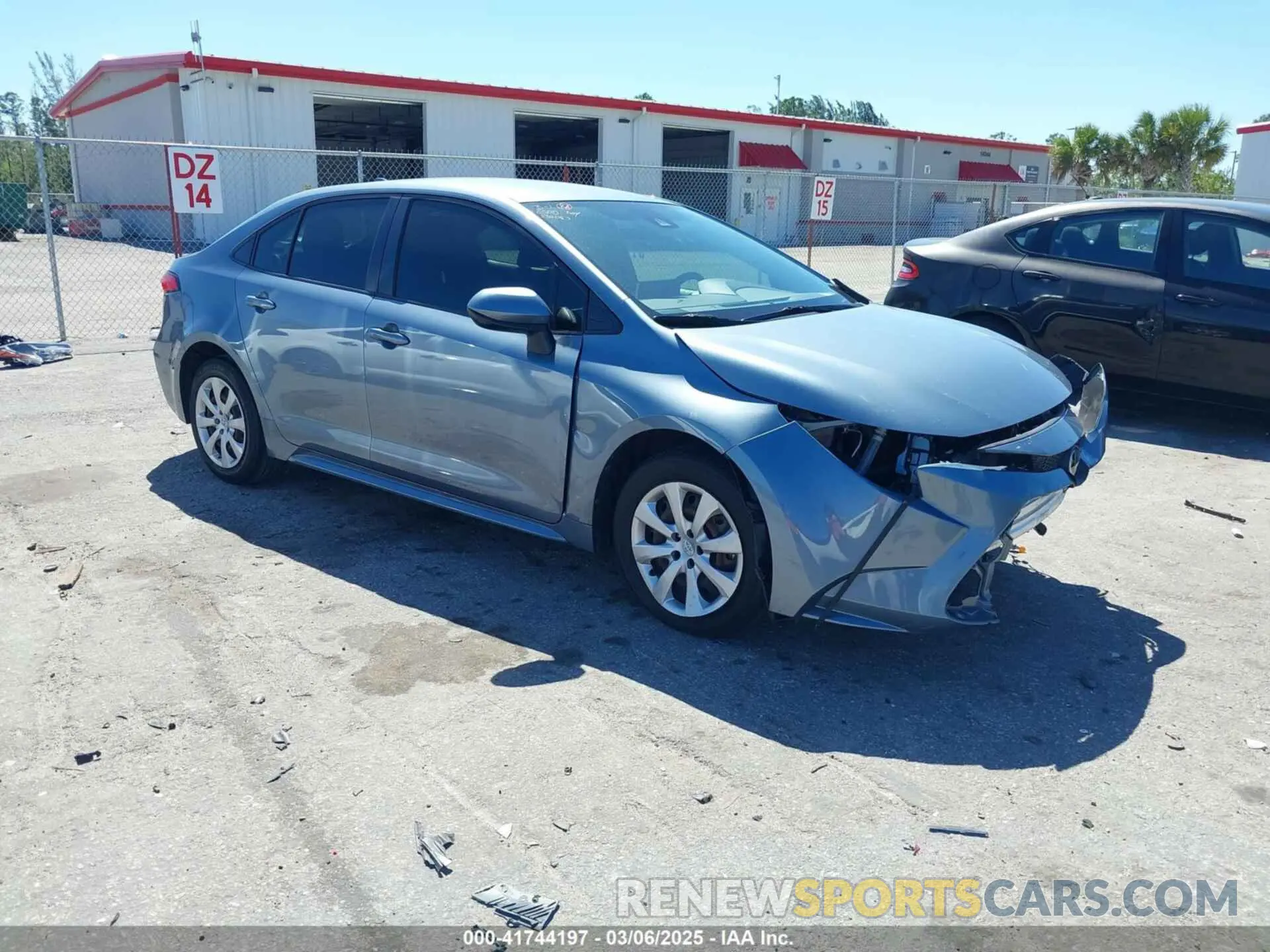 1 Фотография поврежденного автомобиля JTDEPMAE9MJ132063 TOYOTA COROLLA 2021