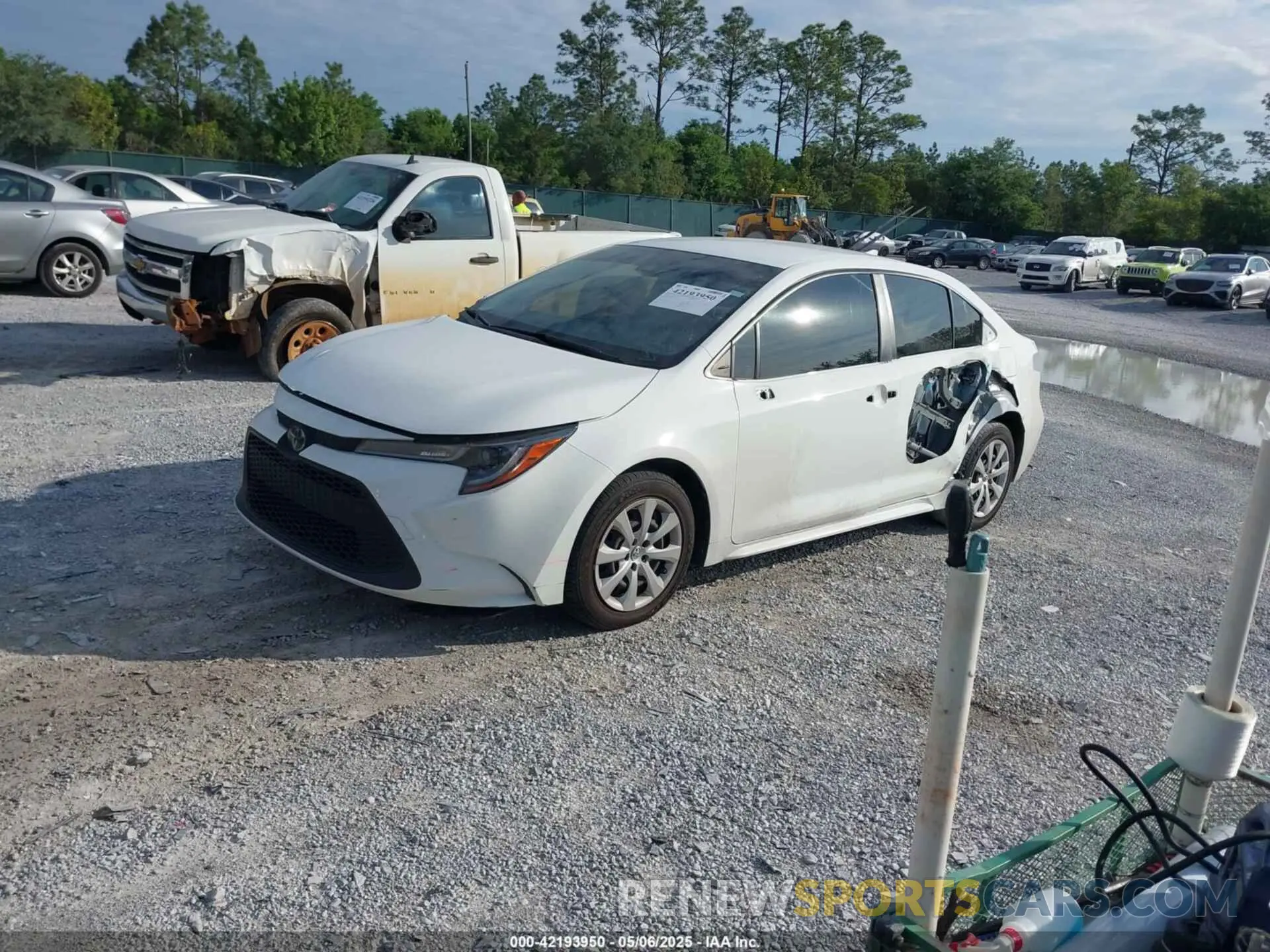 2 Photograph of a damaged car JTDEPMAE9MJ171204 TOYOTA COROLLA 2021