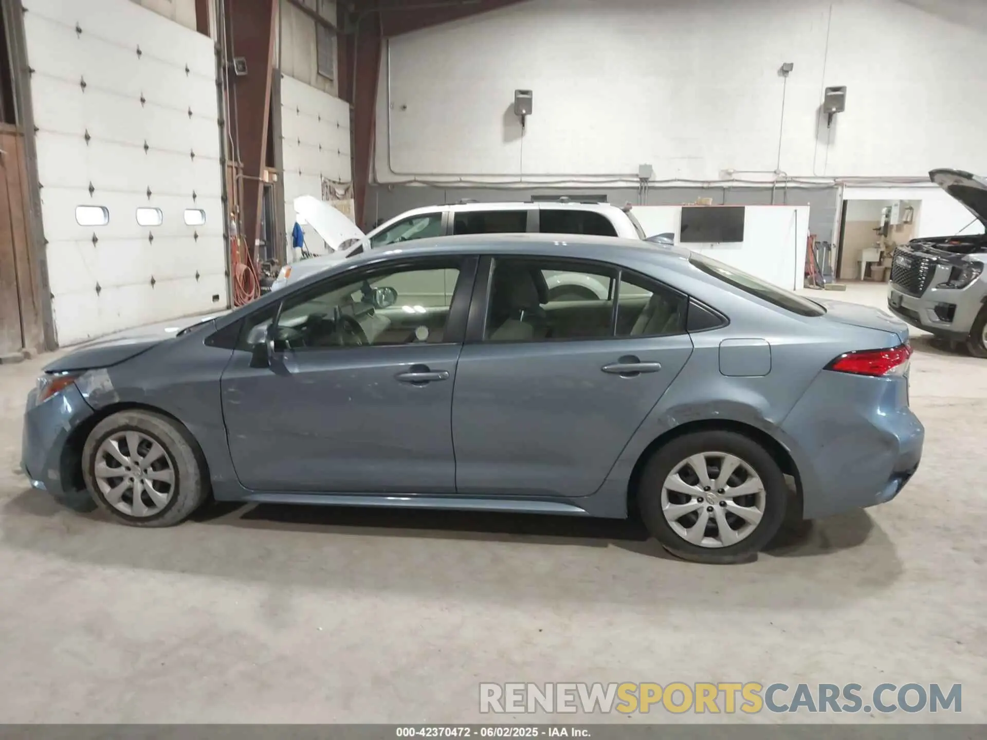 13 Photograph of a damaged car JTDEPMAE9MJ174491 TOYOTA COROLLA 2021
