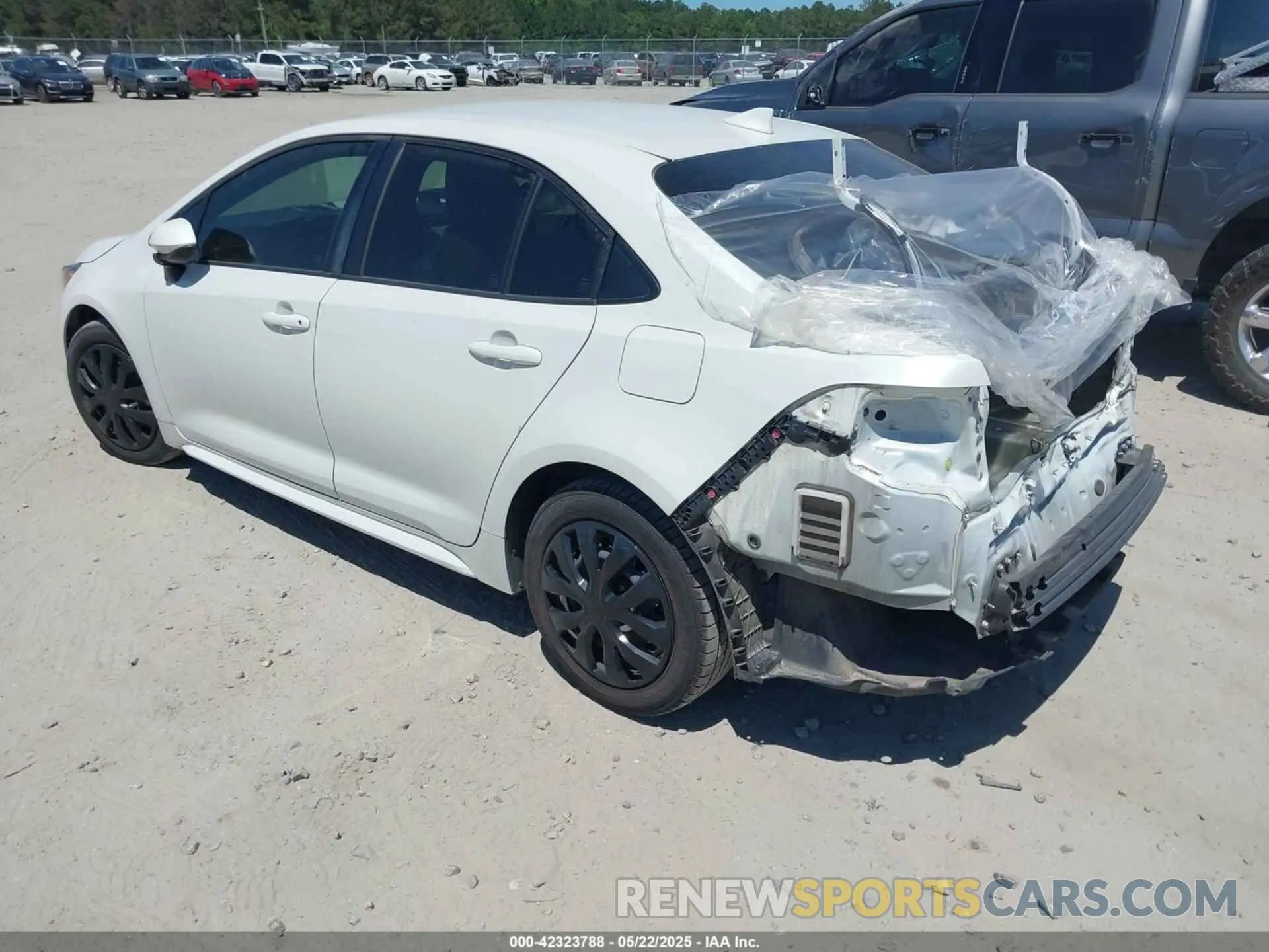 3 Photograph of a damaged car JTDEPMAE9MJ176824 TOYOTA COROLLA 2021