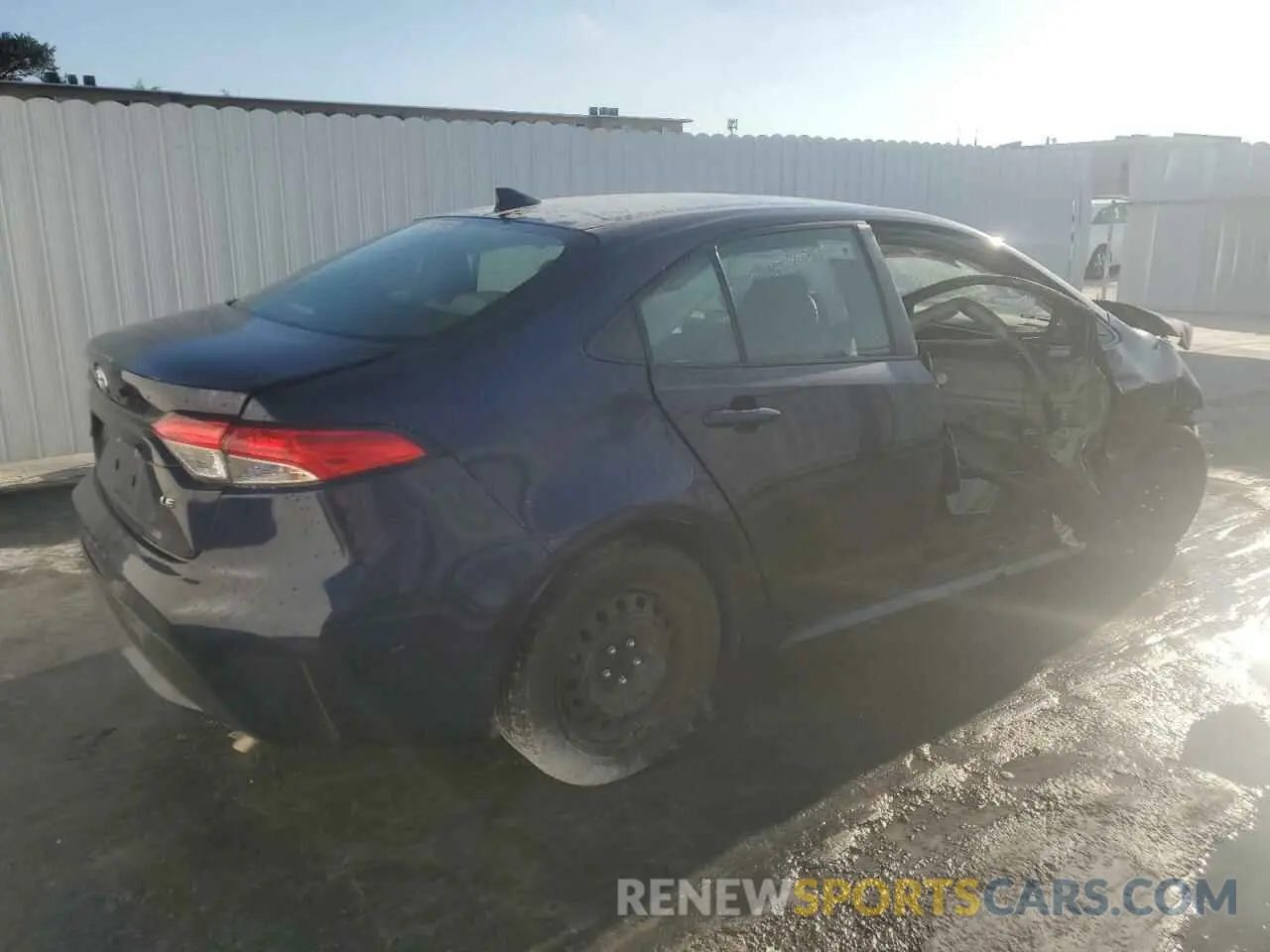 3 Фотография поврежденного автомобиля JTDEPMAE9MJ184180 TOYOTA COROLLA 2021