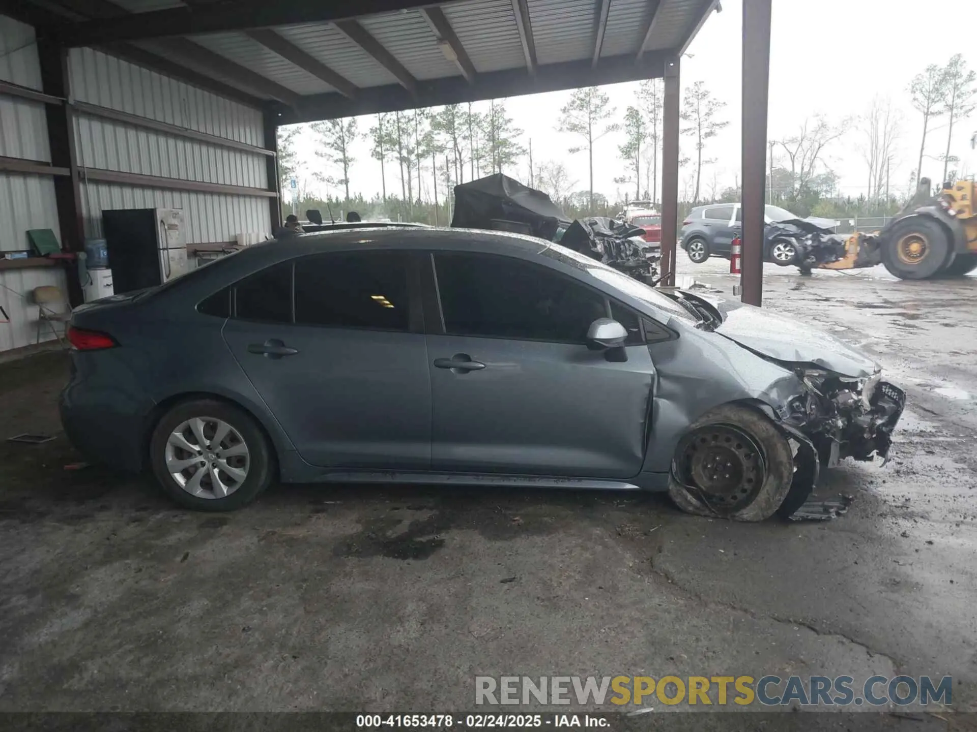 13 Photograph of a damaged car JTDEPMAEXMJ118351 TOYOTA COROLLA 2021