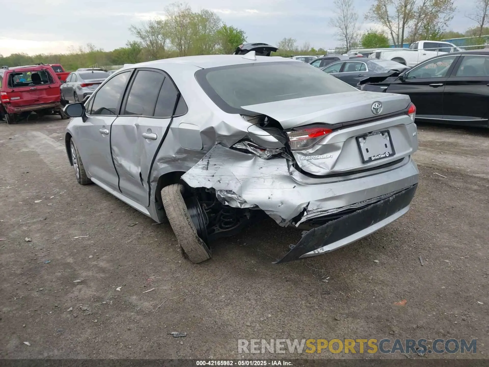 3 Фотография поврежденного автомобиля JTDEPMAEXMJ131584 TOYOTA COROLLA 2021