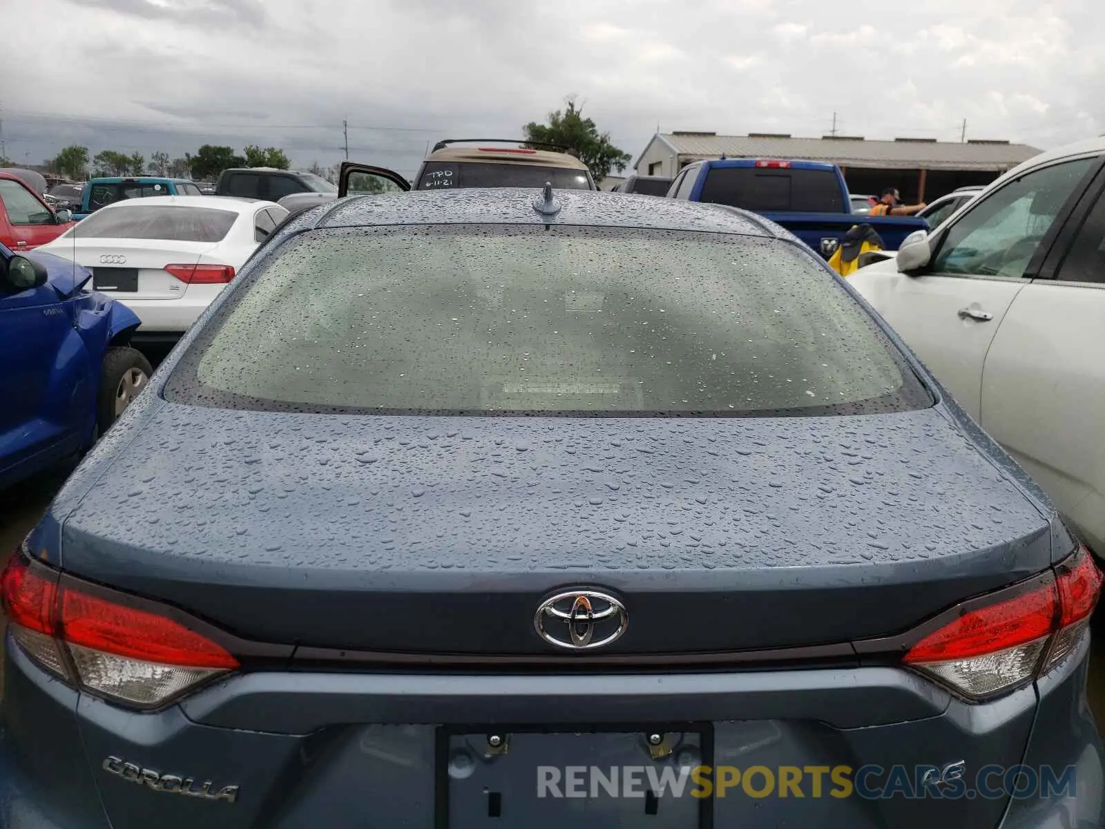 10 Photograph of a damaged car JTDEPMAEXMJ167890 TOYOTA COROLLA 2021