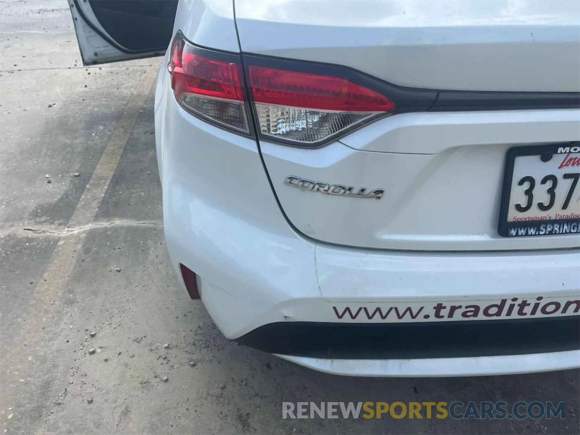 37 Photograph of a damaged car JTDEPMAEXMJ189047 TOYOTA COROLLA 2021