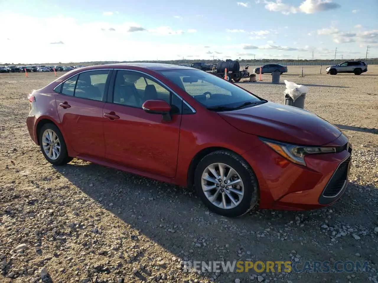 4 Photograph of a damaged car JTDFPMAE5MJ182348 TOYOTA COROLLA 2021