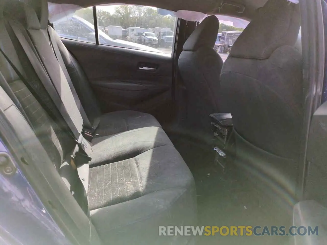 10 Photograph of a damaged car JTDS4MCE7MJ076522 TOYOTA COROLLA 2021