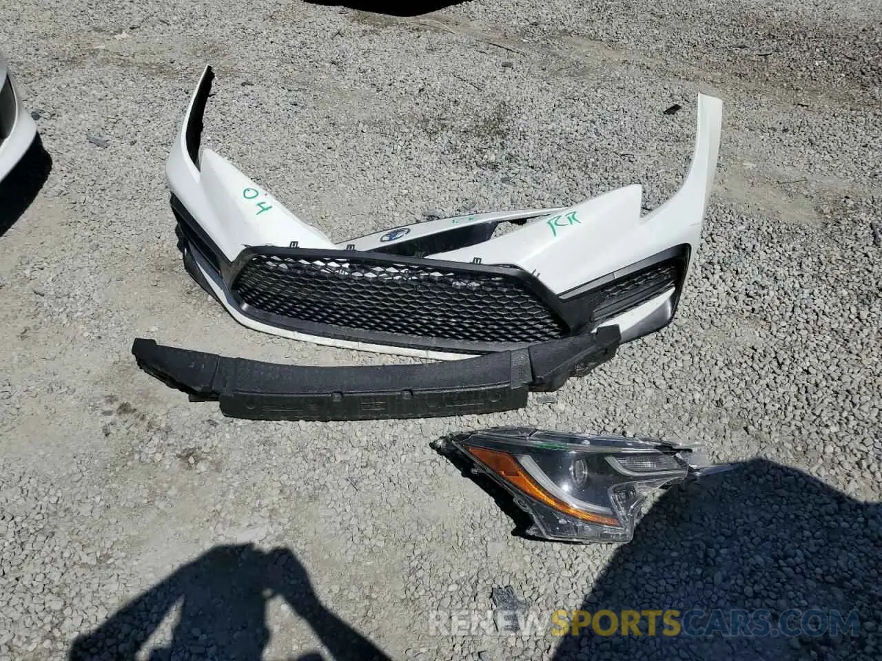 12 Photograph of a damaged car JTDT4MCE7MJ065699 TOYOTA COROLLA 2021