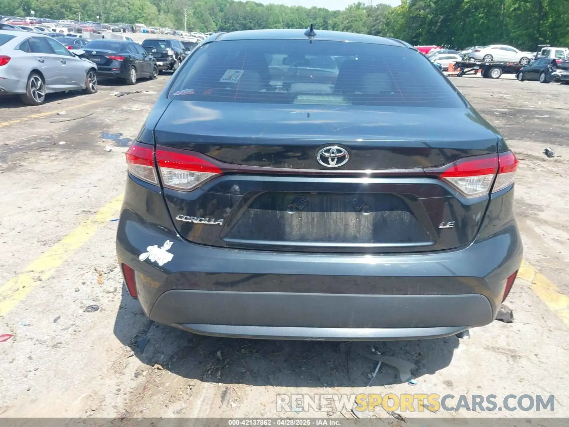16 Photograph of a damaged car JTDVPMAE0MJ121646 TOYOTA COROLLA 2021