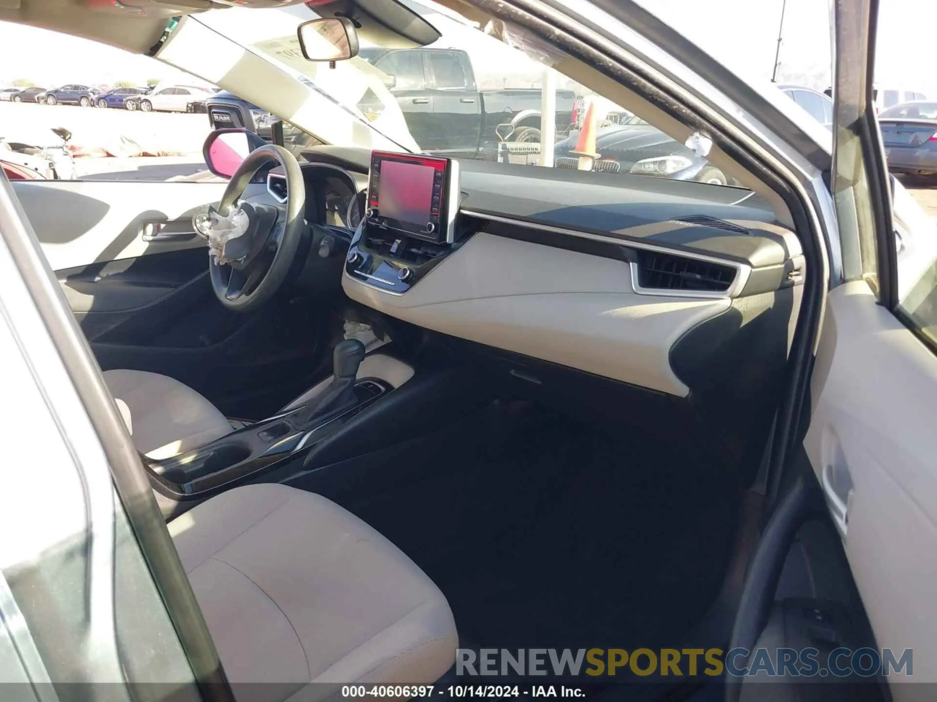 5 Photograph of a damaged car JTDVPMAE0MJ164996 TOYOTA COROLLA 2021