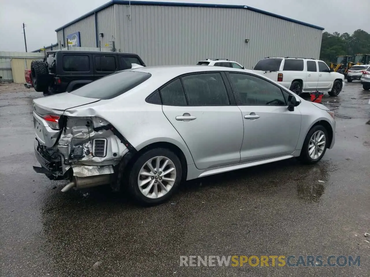 3 Photograph of a damaged car JTDVPMAE2MJ118909 TOYOTA COROLLA 2021