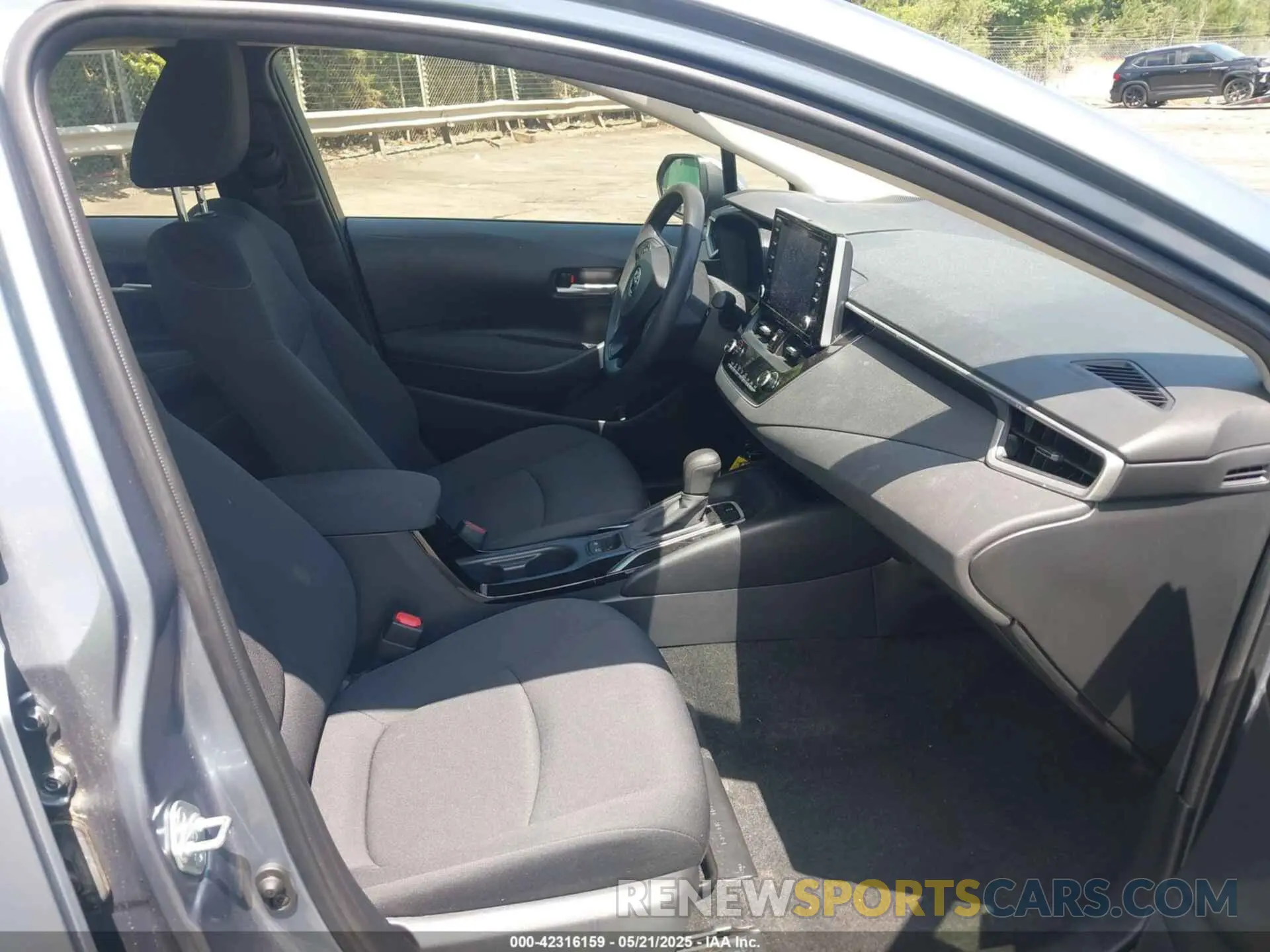5 Фотография поврежденного автомобиля JTDVPMAE3MJ135931 TOYOTA COROLLA 2021