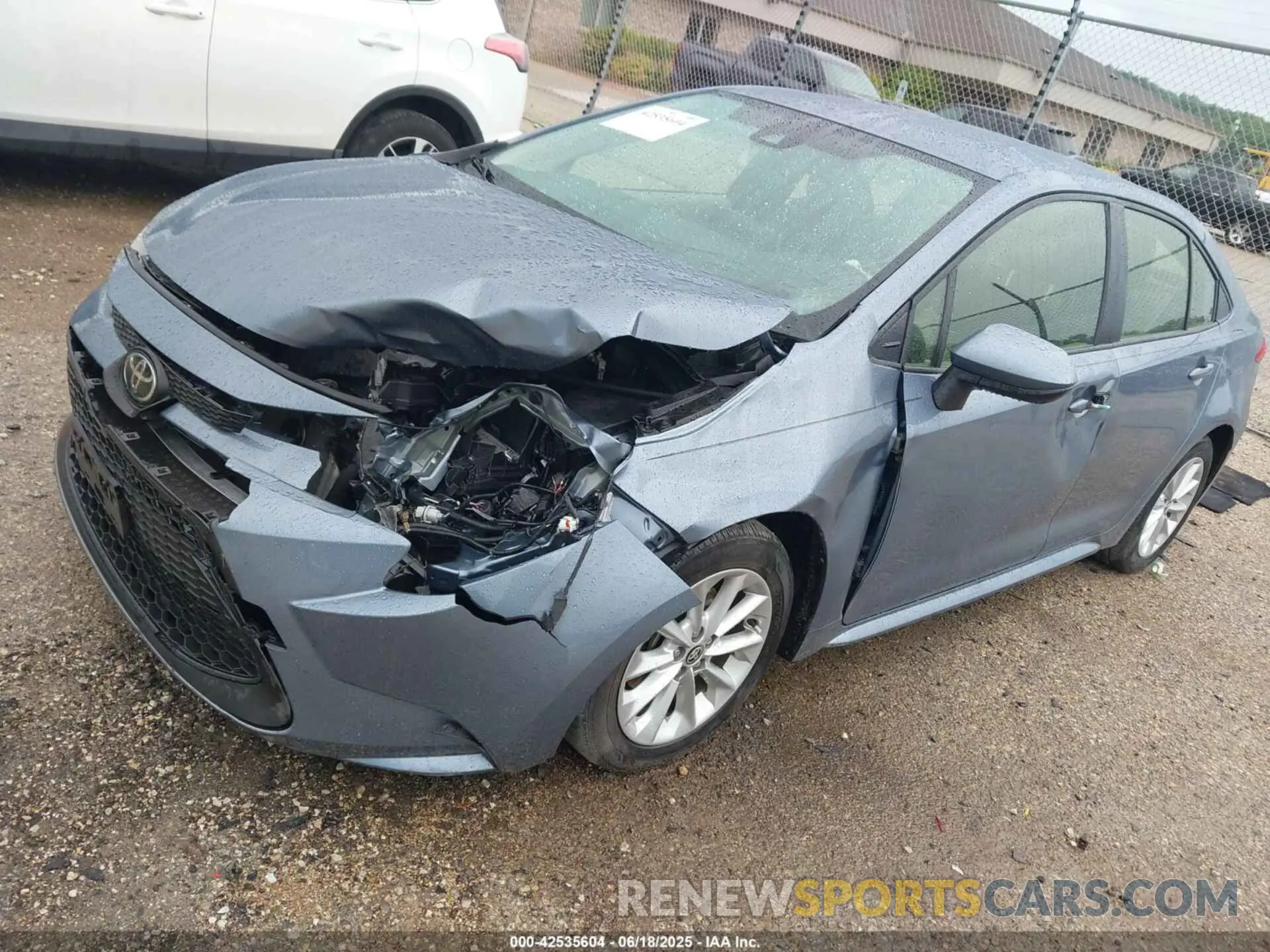 2 Фотография поврежденного автомобиля JTDVPMAE5MJ165268 TOYOTA COROLLA 2021