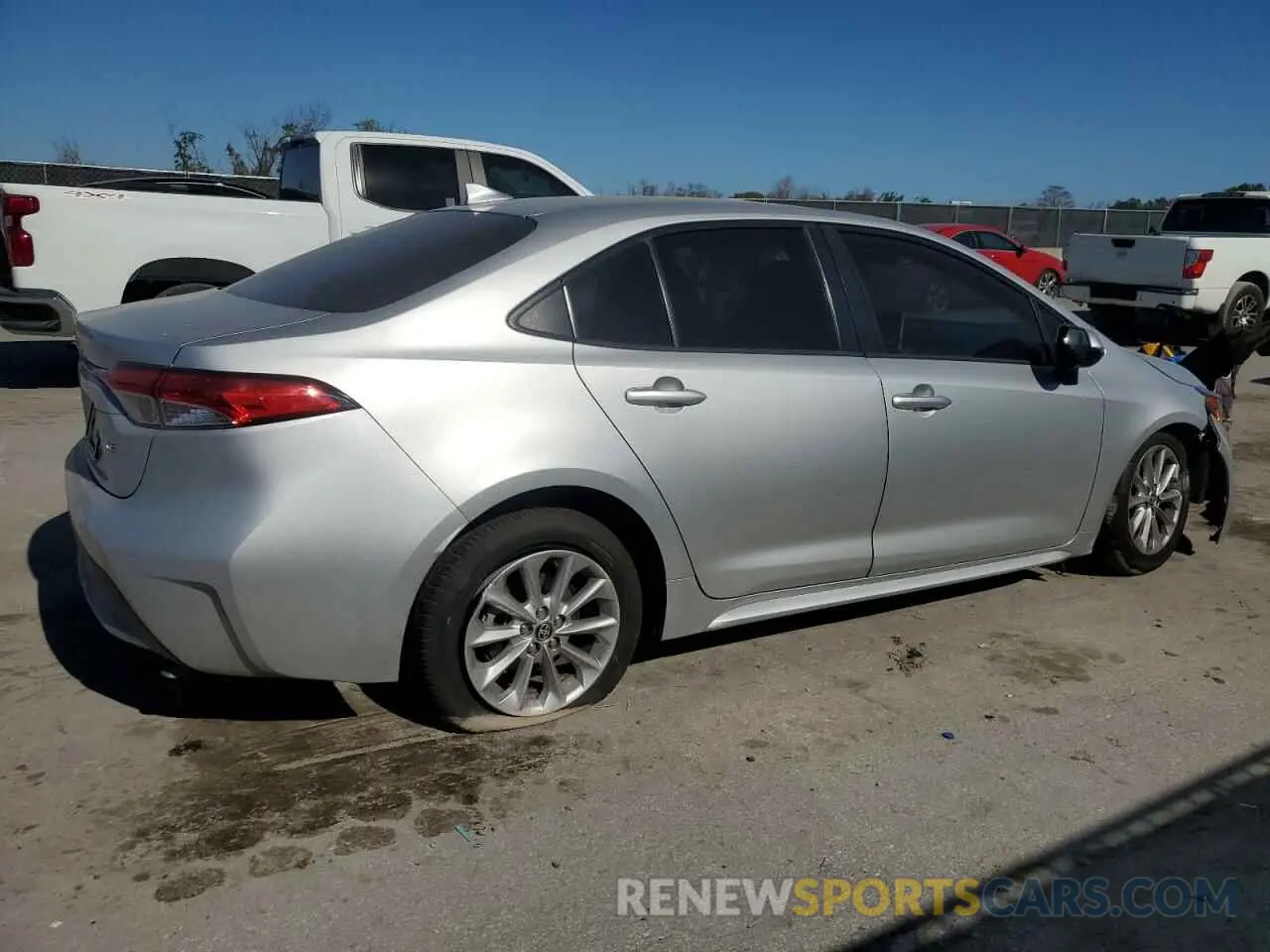 3 Photograph of a damaged car JTDVPMAE5MJ174004 TOYOTA COROLLA 2021