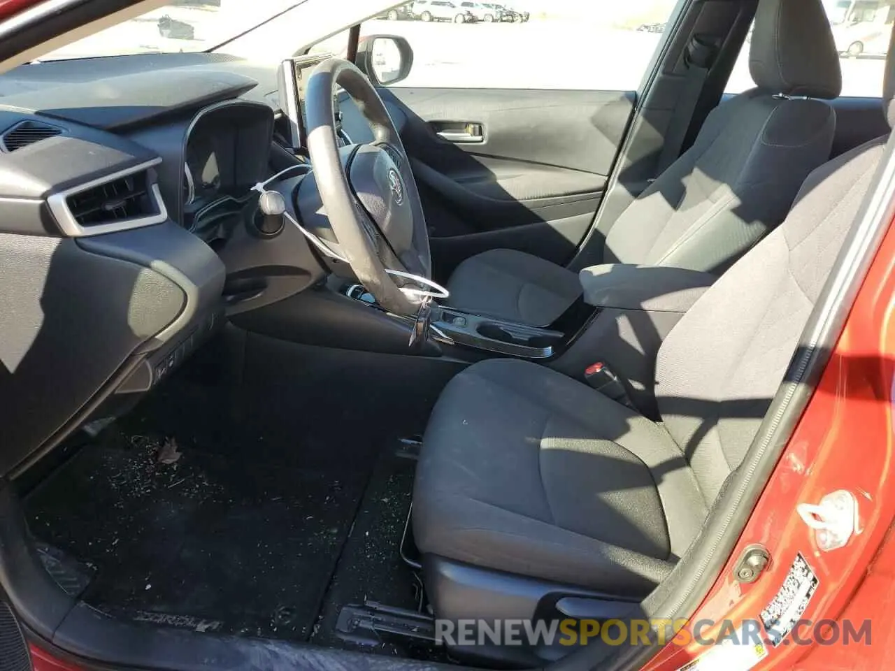7 Photograph of a damaged car JTDVPMAE8MJ121653 TOYOTA COROLLA 2021
