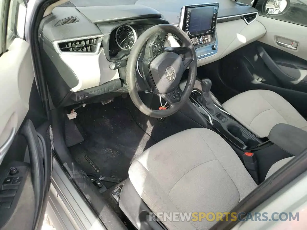 8 Фотография поврежденного автомобиля JTDVPMAE8MJ146102 TOYOTA COROLLA 2021