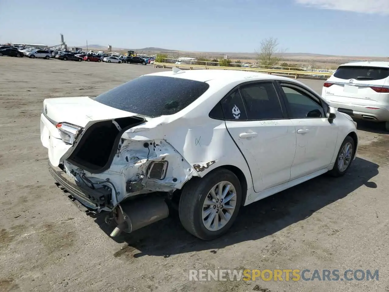 3 Photograph of a damaged car JTDVPMAEXMJ161202 TOYOTA COROLLA 2021