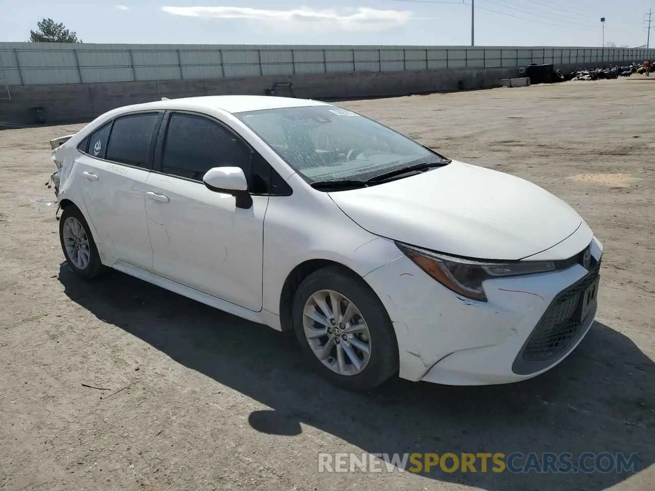 4 Photograph of a damaged car JTDVPMAEXMJ161202 TOYOTA COROLLA 2021