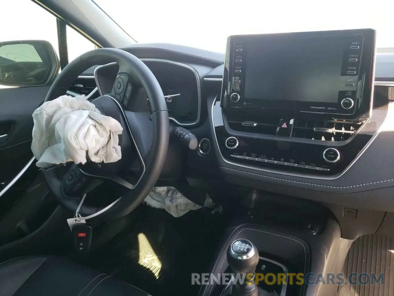9 Photograph of a damaged car JTNA4MBE0M3140882 TOYOTA COROLLA 2021