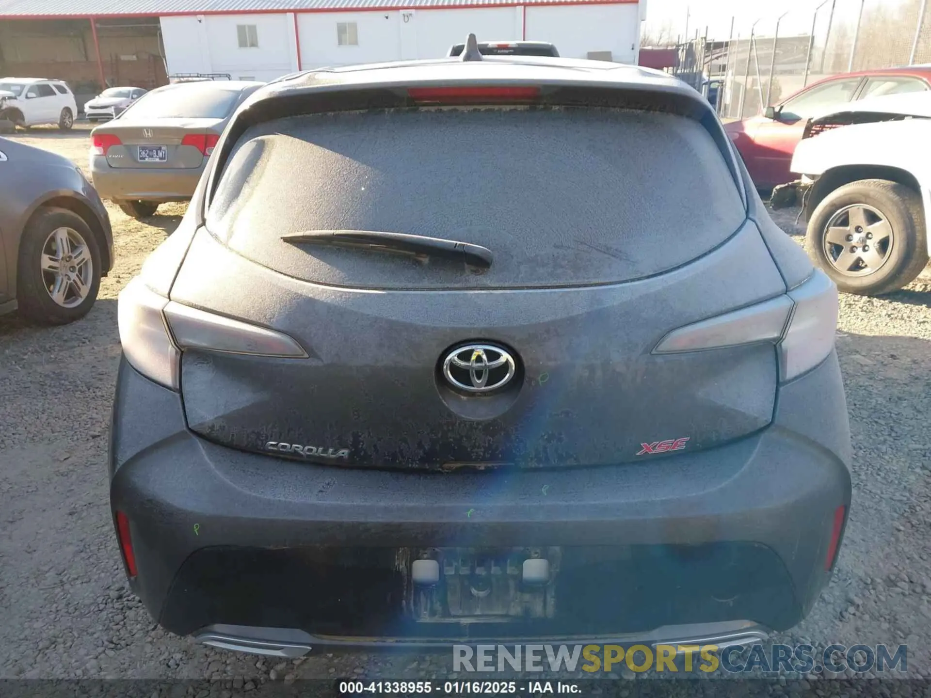 17 Photograph of a damaged car JTNA4MBE2M3140995 TOYOTA COROLLA 2021