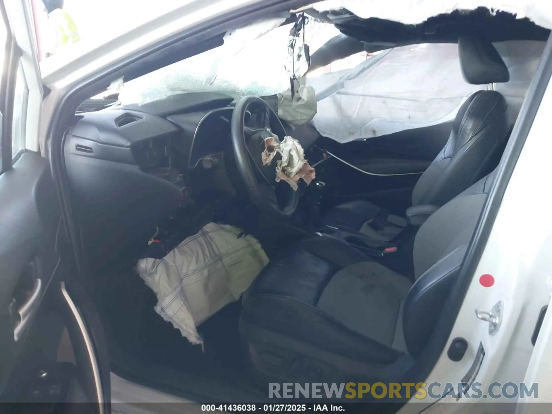 5 Photograph of a damaged car JTNA4MBE8M3109069 TOYOTA COROLLA 2021