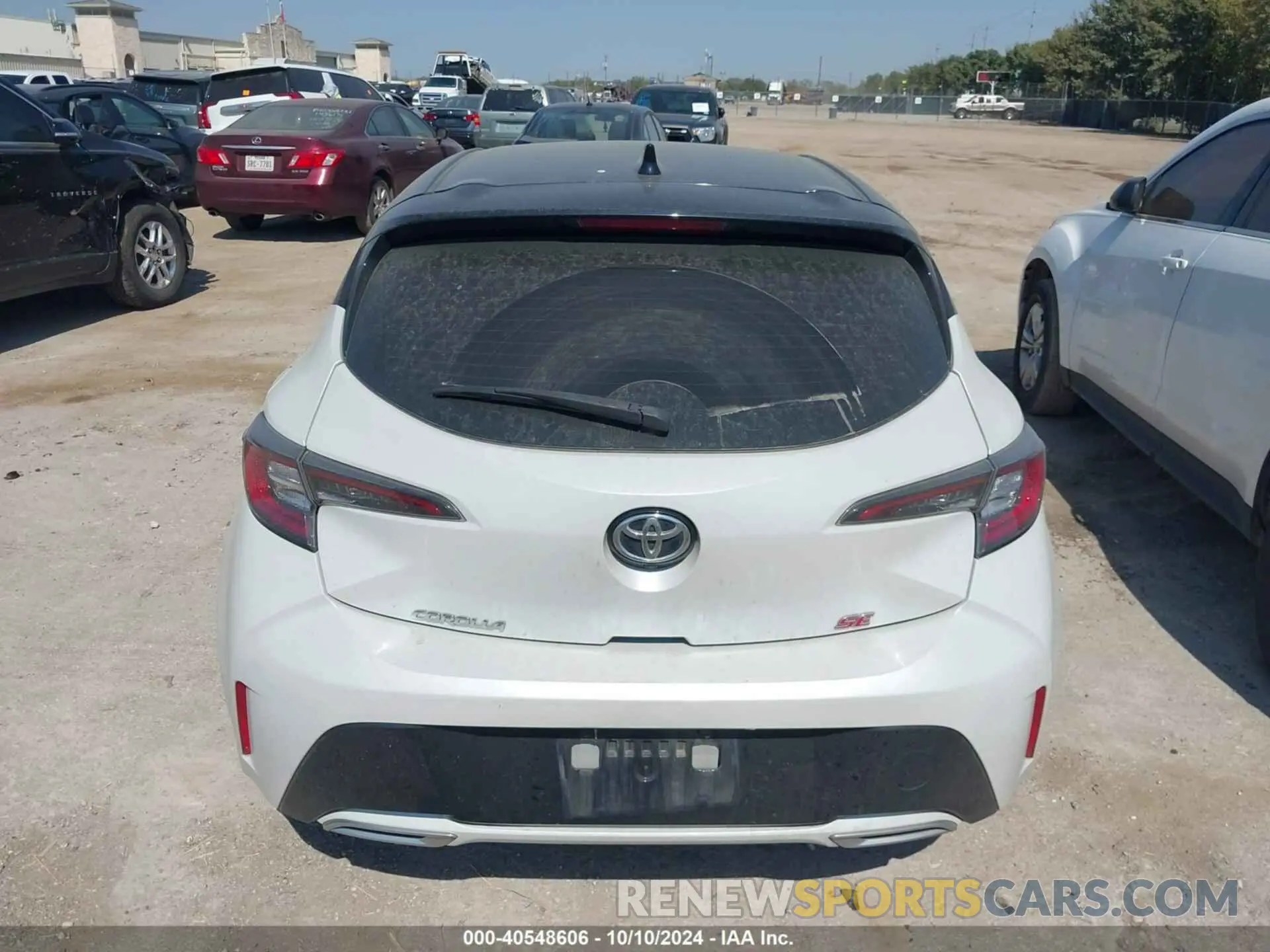 16 Photograph of a damaged car JTNB4MBE6M3137232 TOYOTA COROLLA 2021