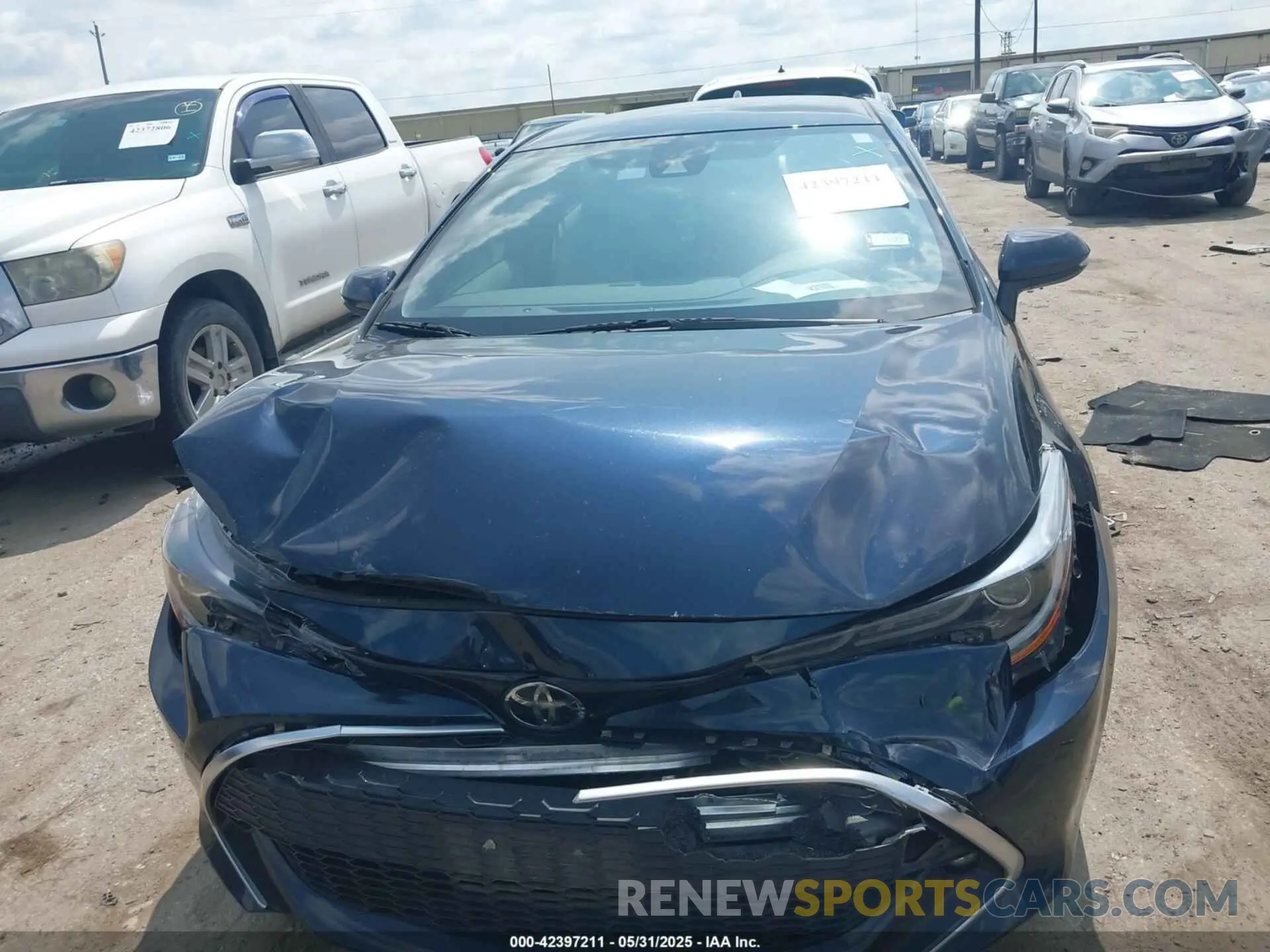 12 Photograph of a damaged car JTNC4MBE2M3114230 TOYOTA COROLLA 2021