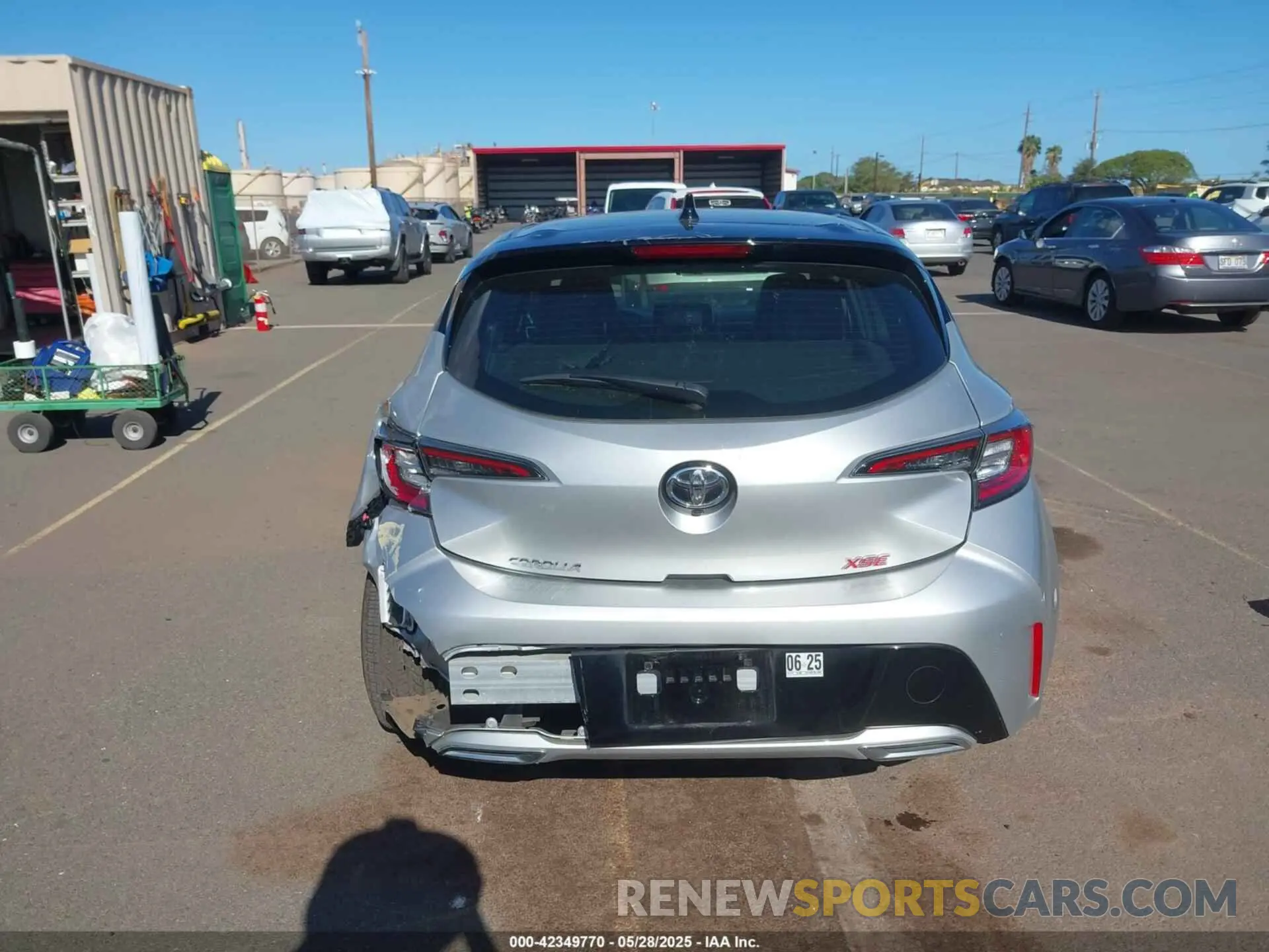 17 Photograph of a damaged car JTNC4MBE7M3135946 TOYOTA COROLLA 2021