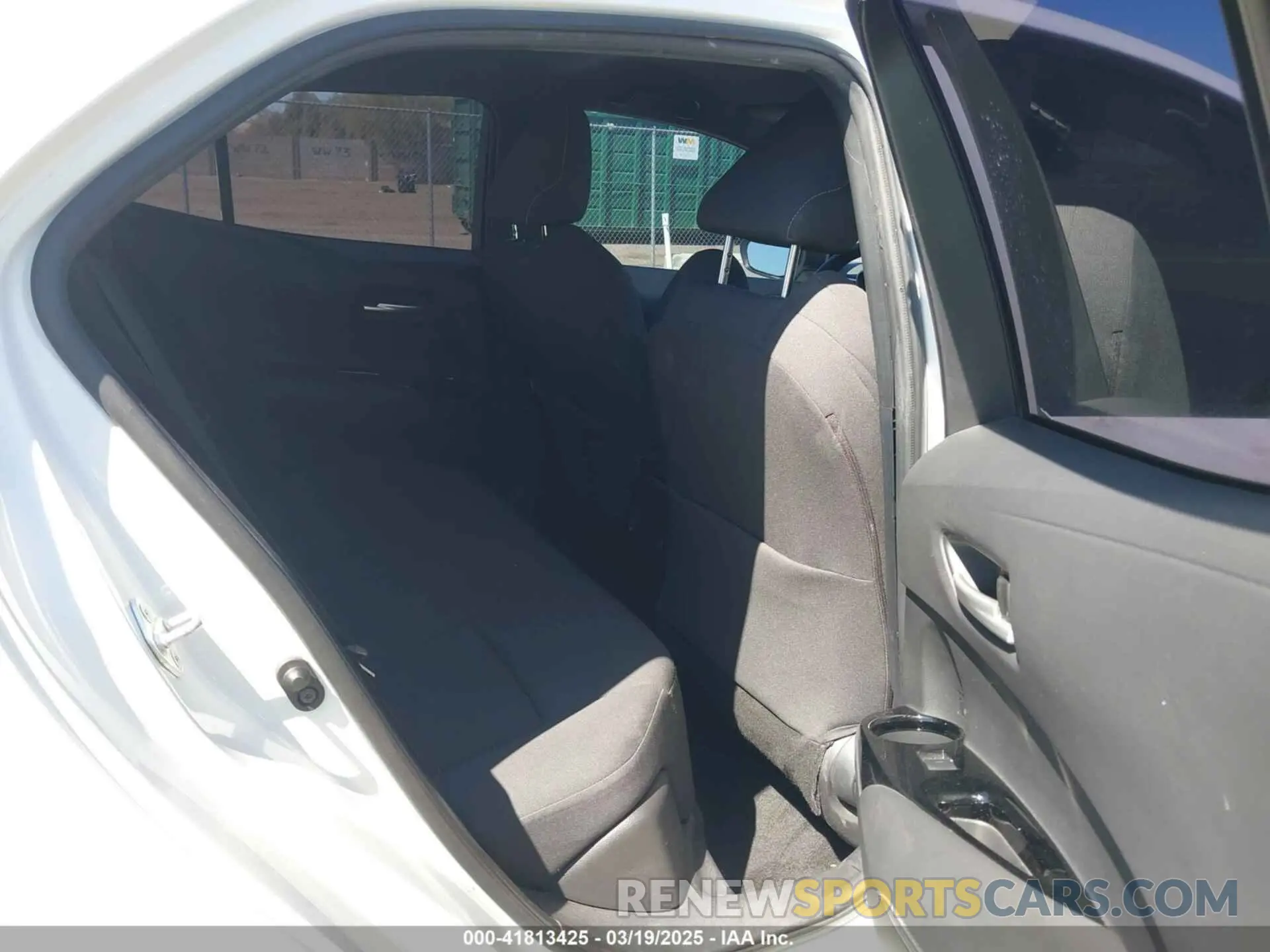 8 Photograph of a damaged car JTND4MBE0M3112173 TOYOTA COROLLA 2021