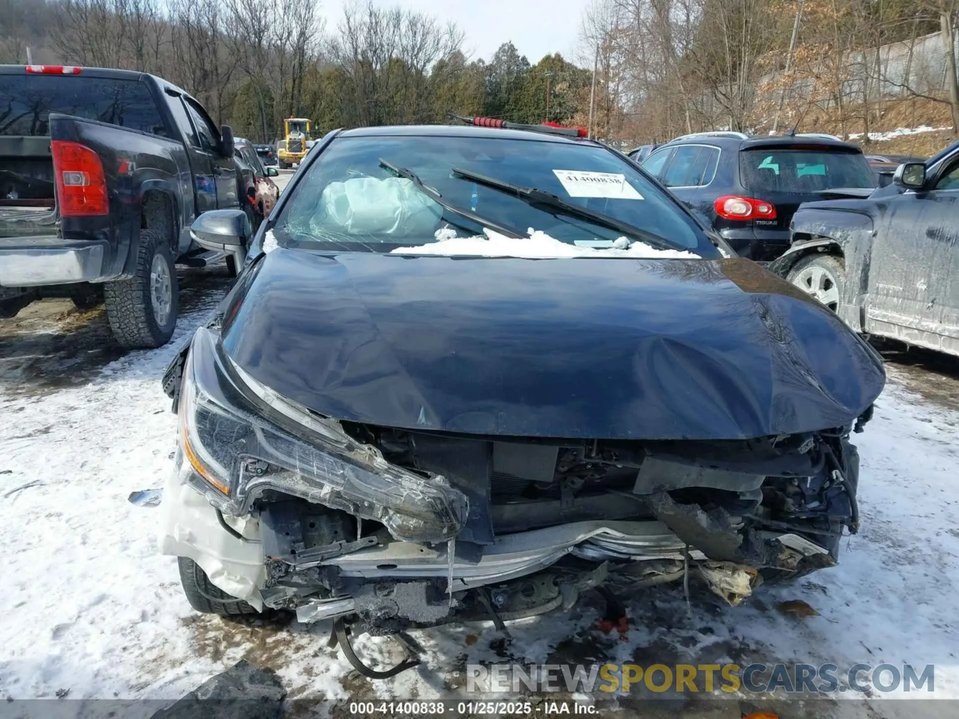 13 Photograph of a damaged car JTND4MBE4M3131678 TOYOTA COROLLA 2021