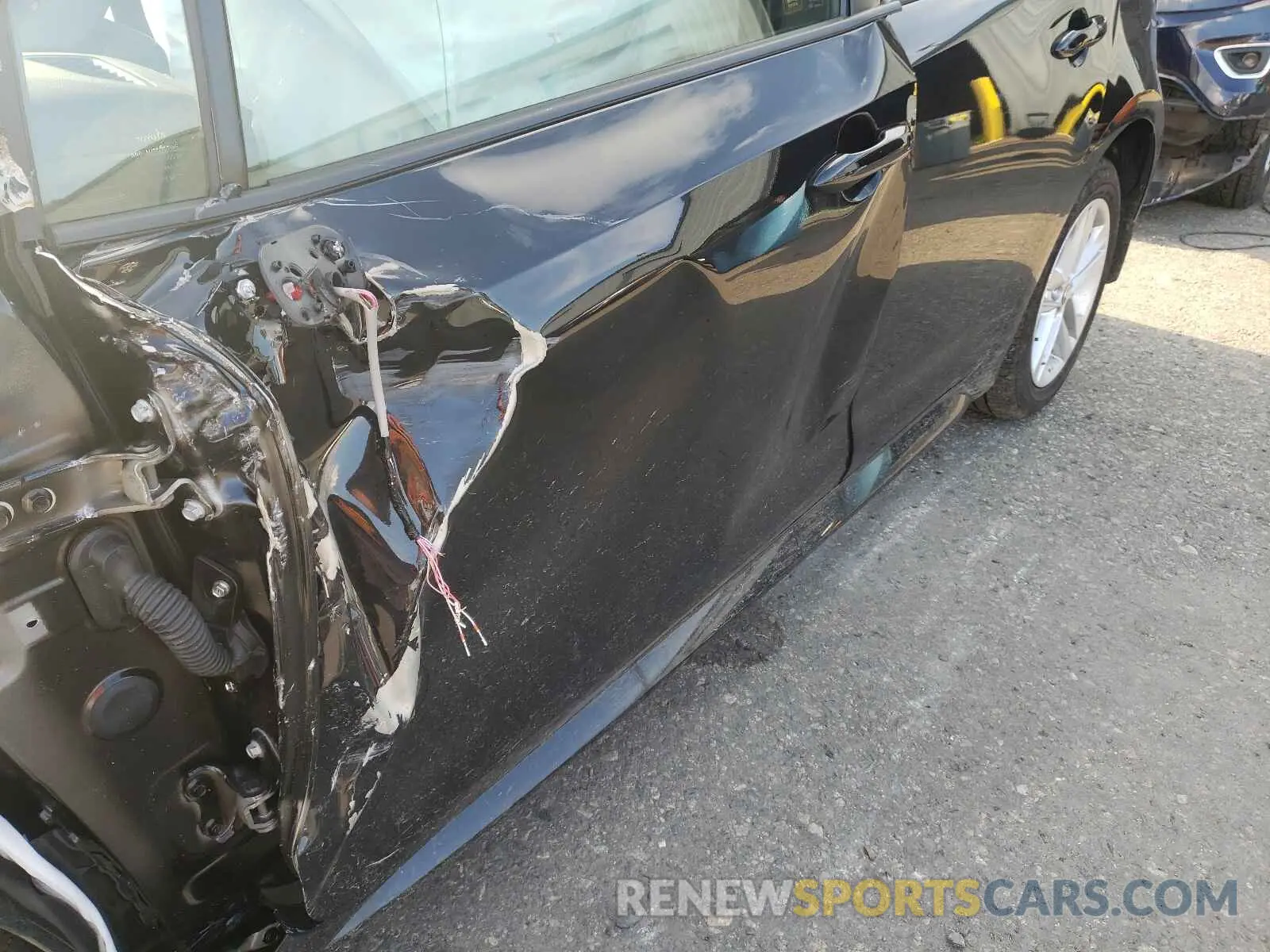 10 Photograph of a damaged car JTND4MBE5M3121662 TOYOTA COROLLA 2021