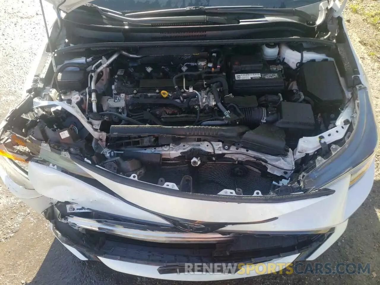 11 Photograph of a damaged car JTND4MBE6M3133125 TOYOTA COROLLA 2021