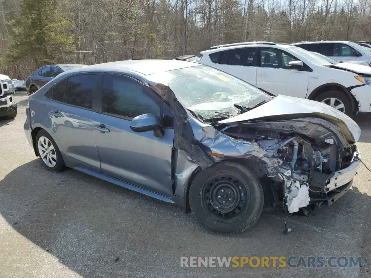 4 Photograph of a damaged car 5YFBPMBE5NP380101 TOYOTA COROLLA 2022