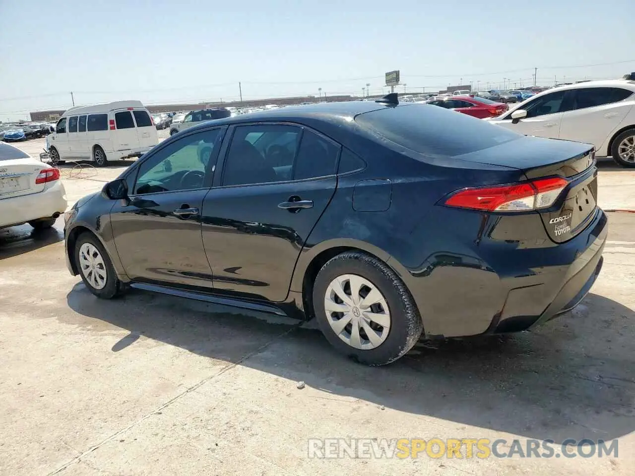 2 Photograph of a damaged car 5YFDPMAE2NP380213 TOYOTA COROLLA 2022