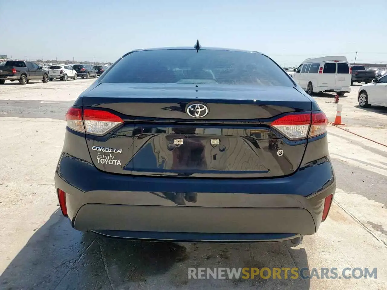 6 Photograph of a damaged car 5YFDPMAE2NP380213 TOYOTA COROLLA 2022