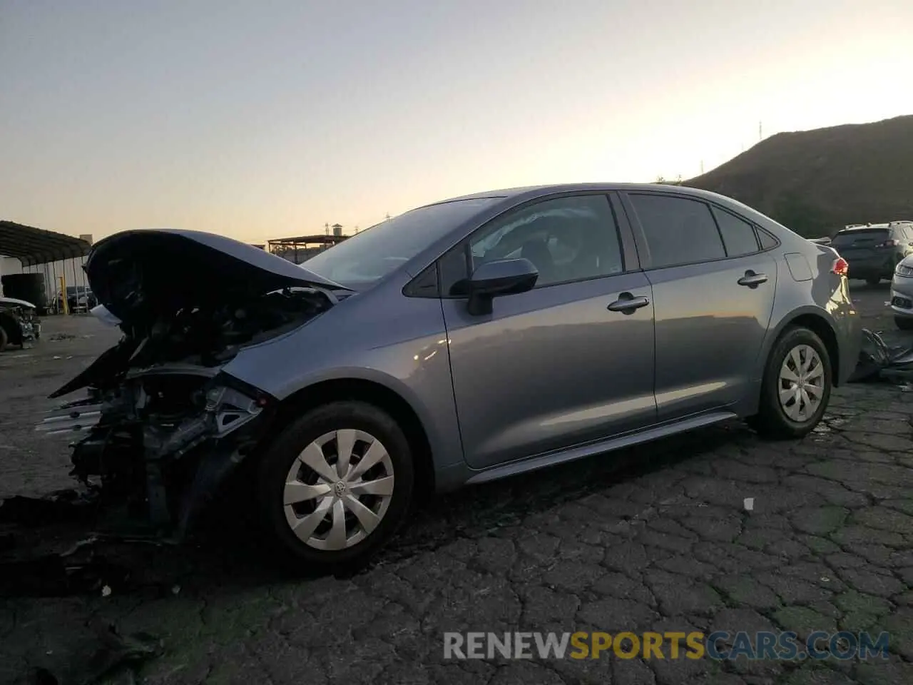 1 Photograph of a damaged car 5YFDPMAE6NP284391 TOYOTA COROLLA 2022