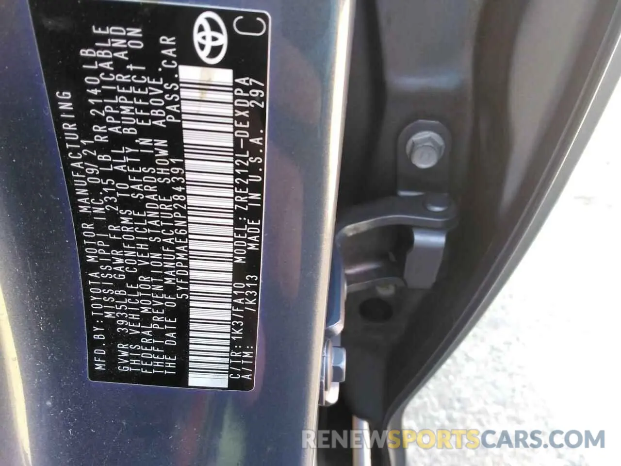 12 Photograph of a damaged car 5YFDPMAE6NP284391 TOYOTA COROLLA 2022