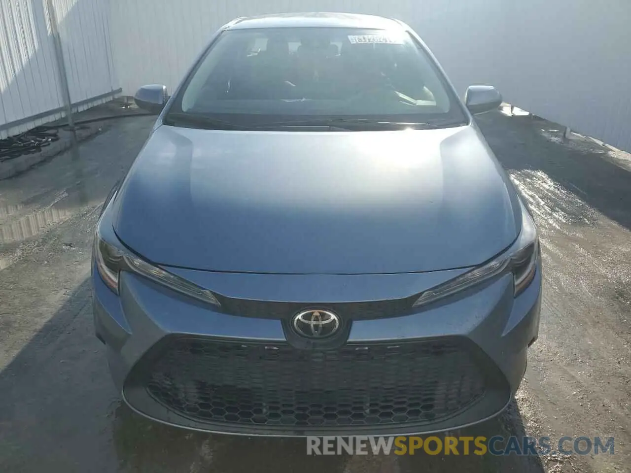 5 Photograph of a damaged car 5YFDPMAE7NP276557 TOYOTA COROLLA 2022
