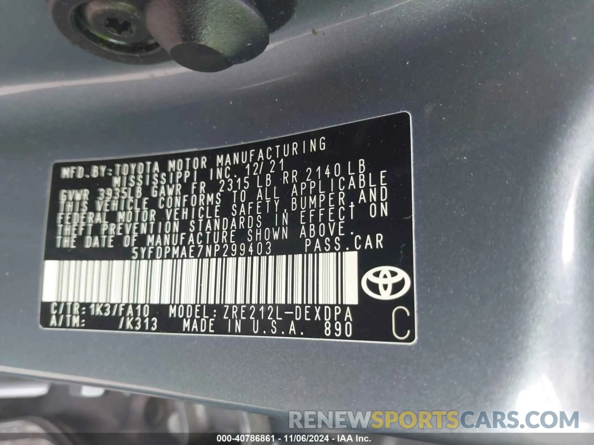 9 Photograph of a damaged car 5YFDPMAE7NP299403 TOYOTA COROLLA 2022