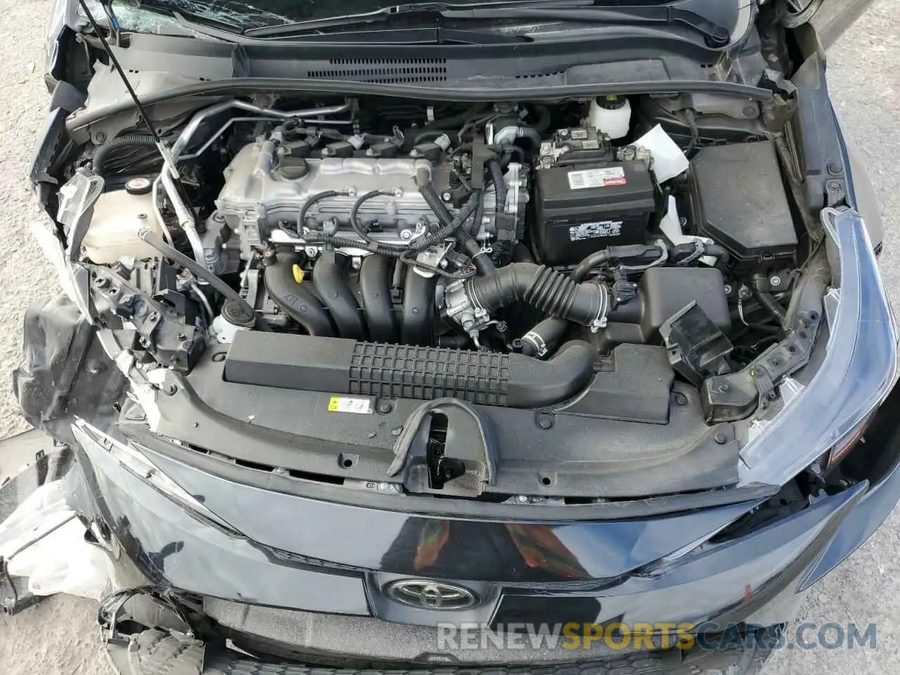 11 Photograph of a damaged car 5YFEPMAE0NP276730 TOYOTA COROLLA 2022